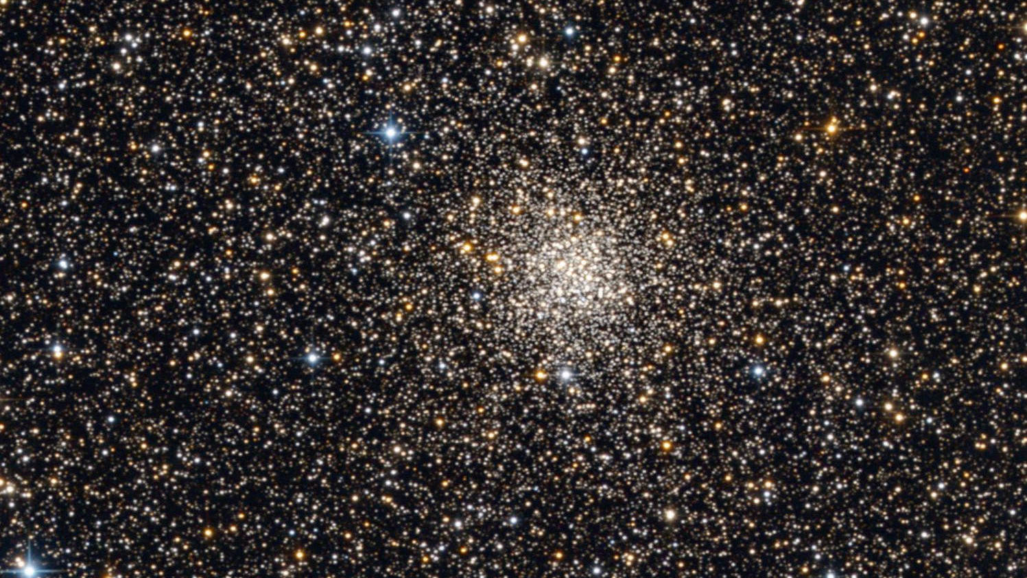 L'ammasso globulare Messier 71 ripreso da un telescopio Newton da 12 pollici. Bernhard Hubl / CCD Guide