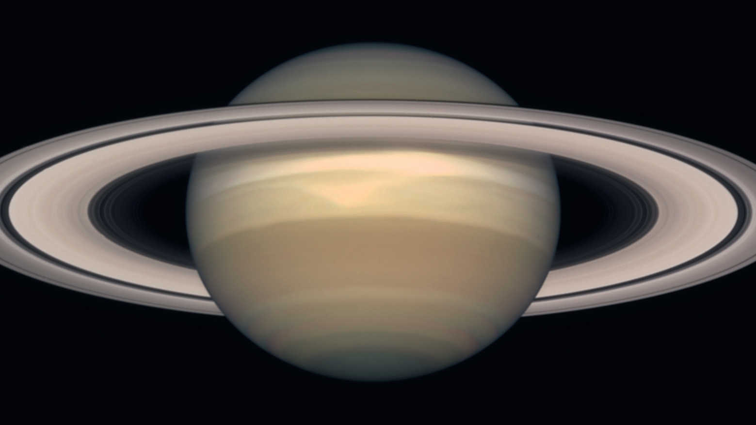 Un incomparabile sistema di anelli corona l’immagine di Saturno. NASA and The Hubble Heritage Team (STScI/AURA)
