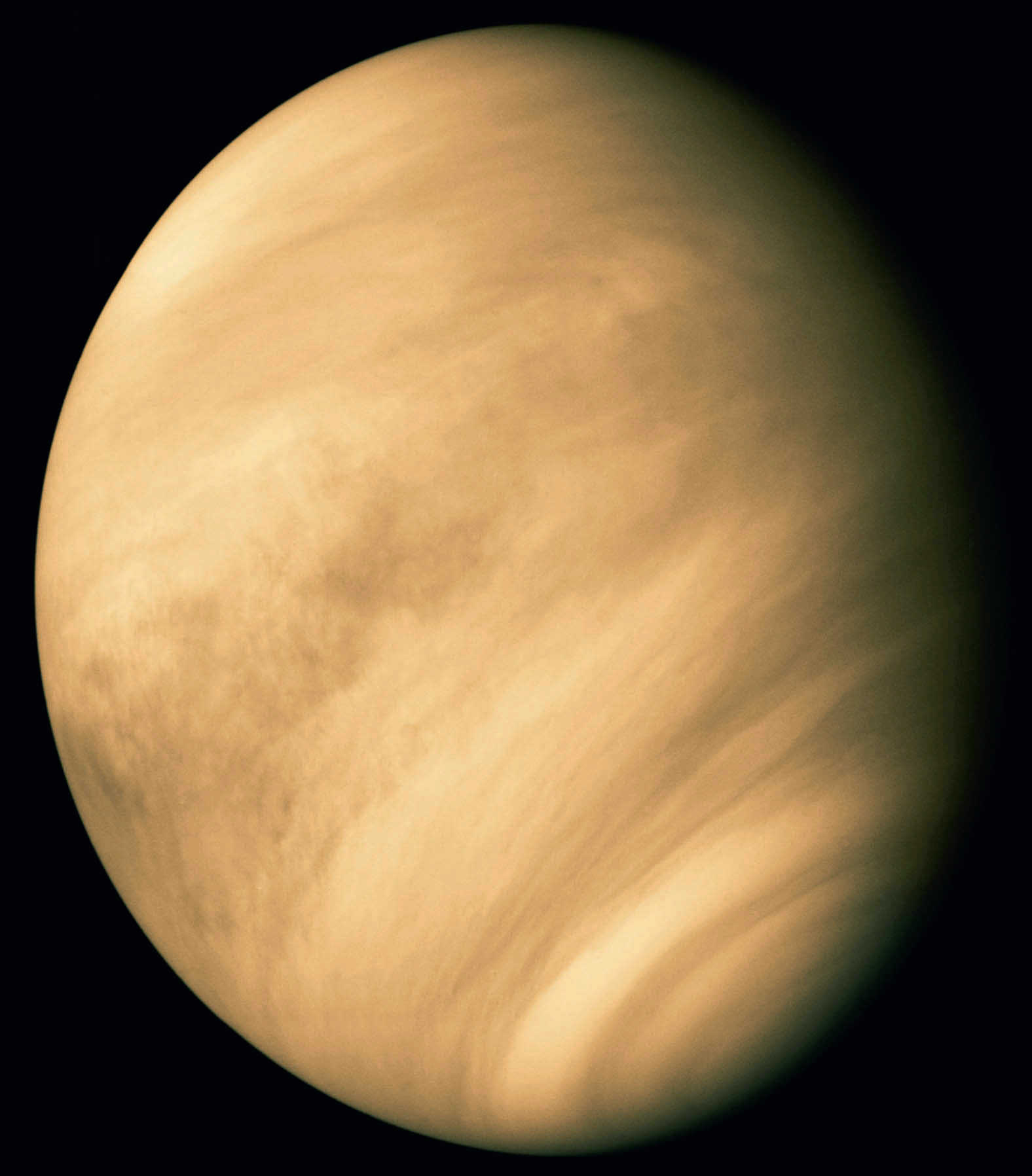Venere vista dalla sonda americana Mariner 10 nel febbraio 1974. Le strutture nuvolose non sono visibili dalla Terra. Calvin J. Hamilton