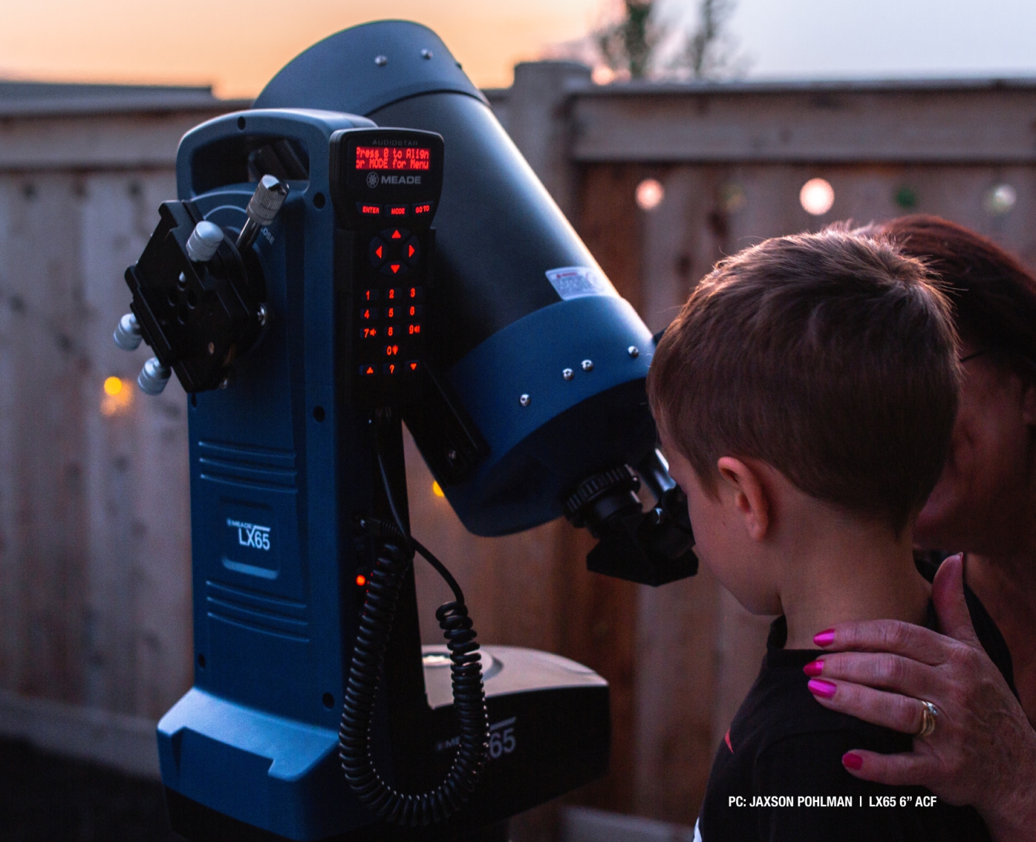 Esempio di montatura monobraccio: Meade LX65