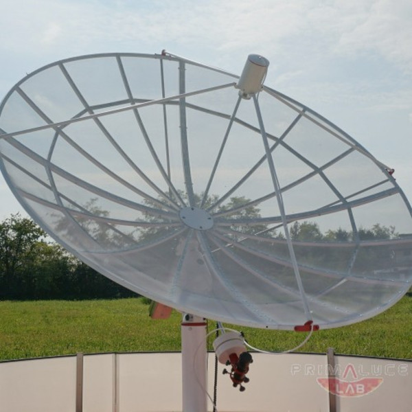 PrimaLuceLab Radiotelescopio Spider 230, con EQ-6 e colonna