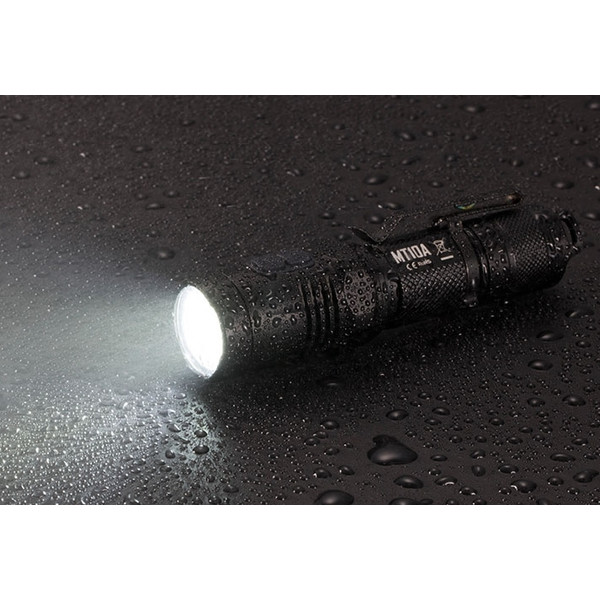Nitecore Torcia MT10A