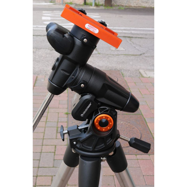 Geoptik adattatore per morsetti a coda di rondine su montatura Celestron AVX