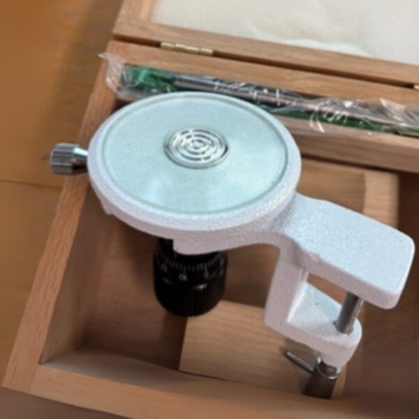 Windaus Microtomo manuale , rotondo