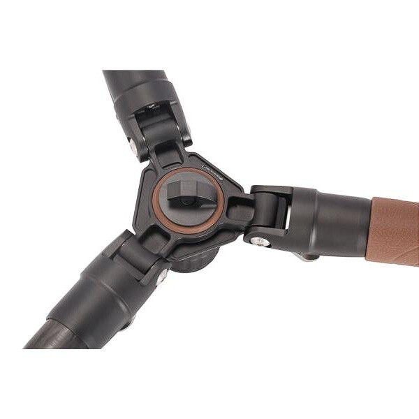 Leofoto Treppiede Carbonio LN-324CT Armour + Ballhead NB-46