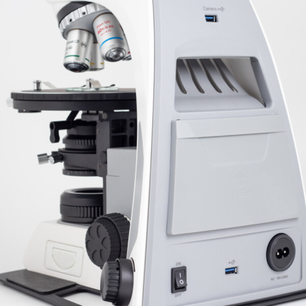 Motic Microscopio Panthera TEC POL Epi, trino, infinity, plan, achro, 50x-400x, 10x/20 mm, alogeno/LED