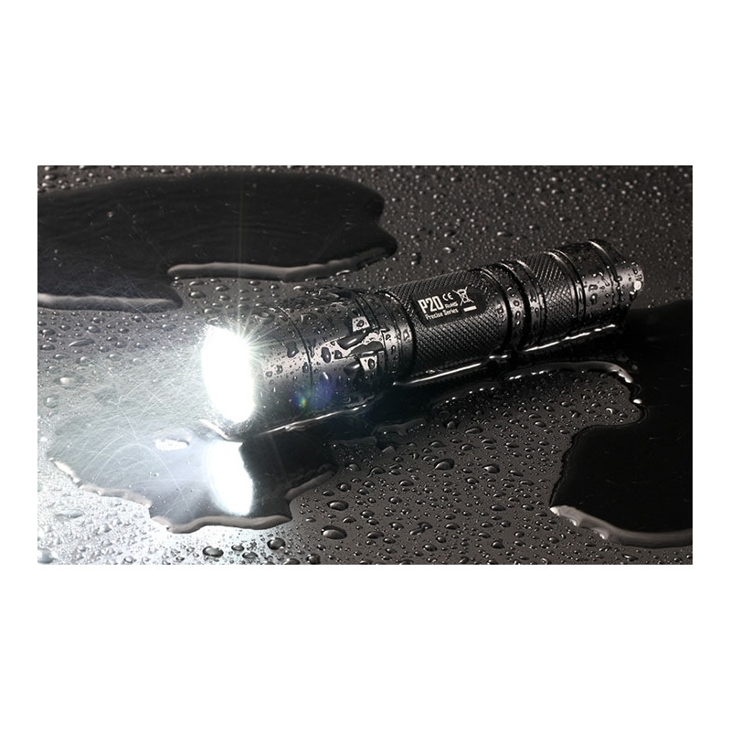 Nitecore Torcia P20