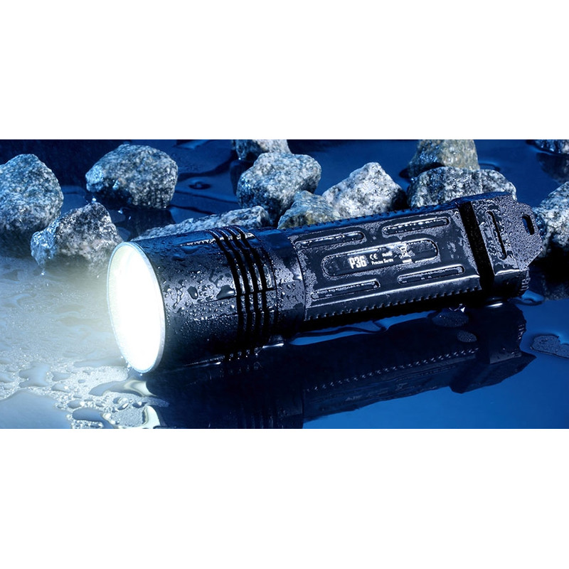 Nitecore Torcia P36