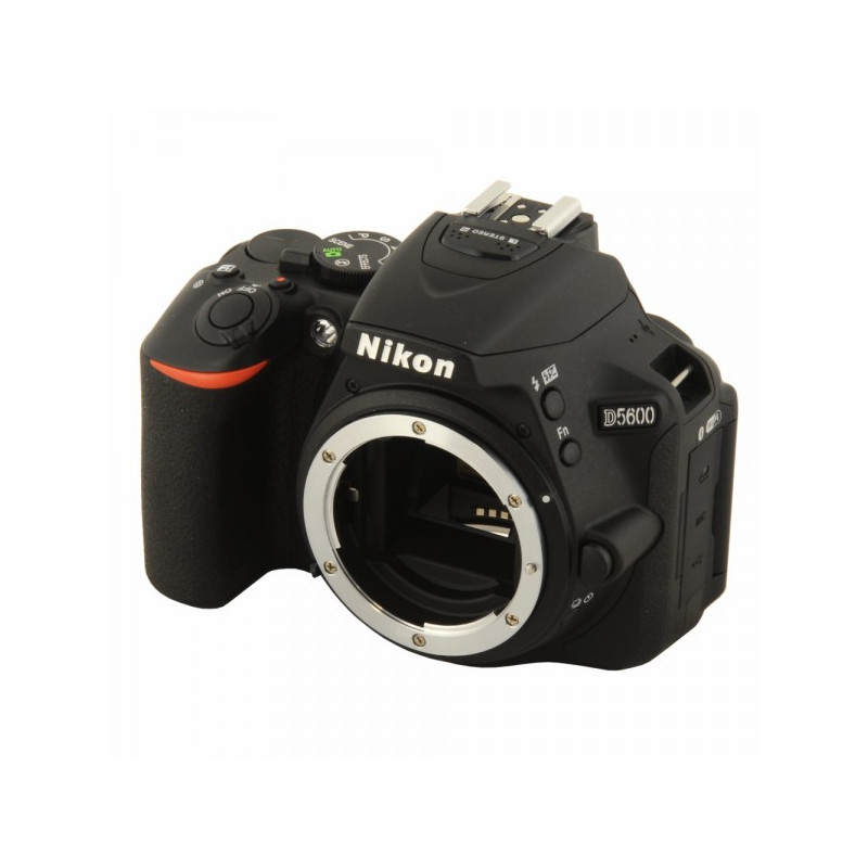 Nikon Fotocamera DSLR D5600a Full Range