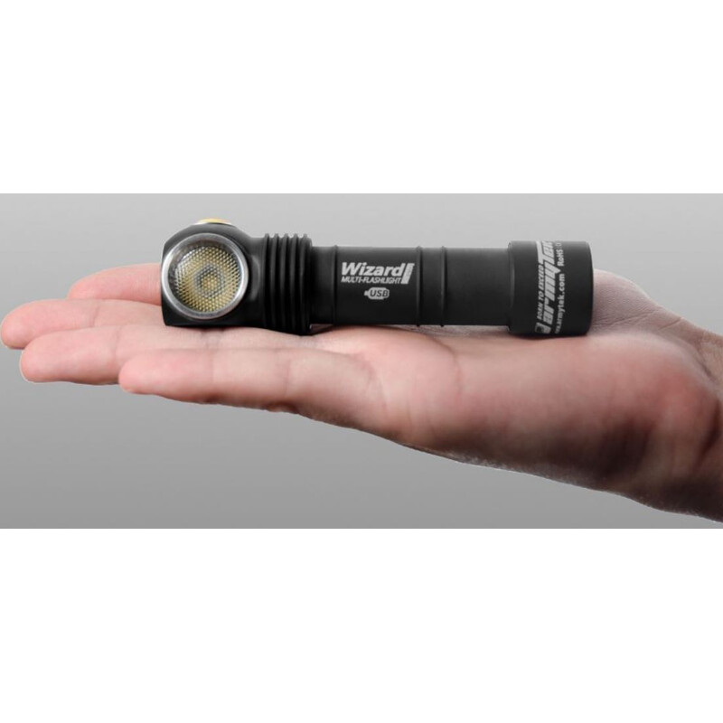 Armytek Torcia Lampada multifunzionale Pro Magnet USB (luce calda)