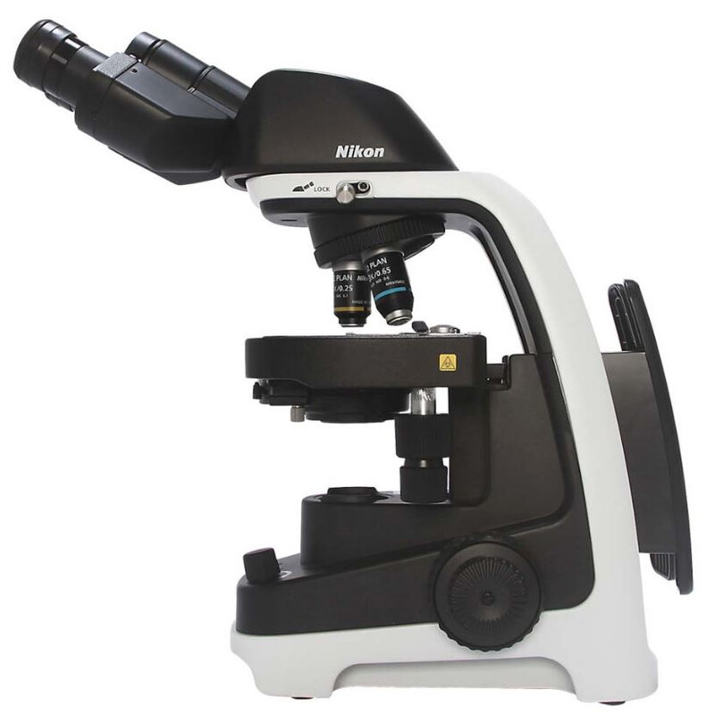 Nikon Microscopio ECLIPSE Ei R, trino, infinito, piatto, 40x-400x, LED, 3W LED
