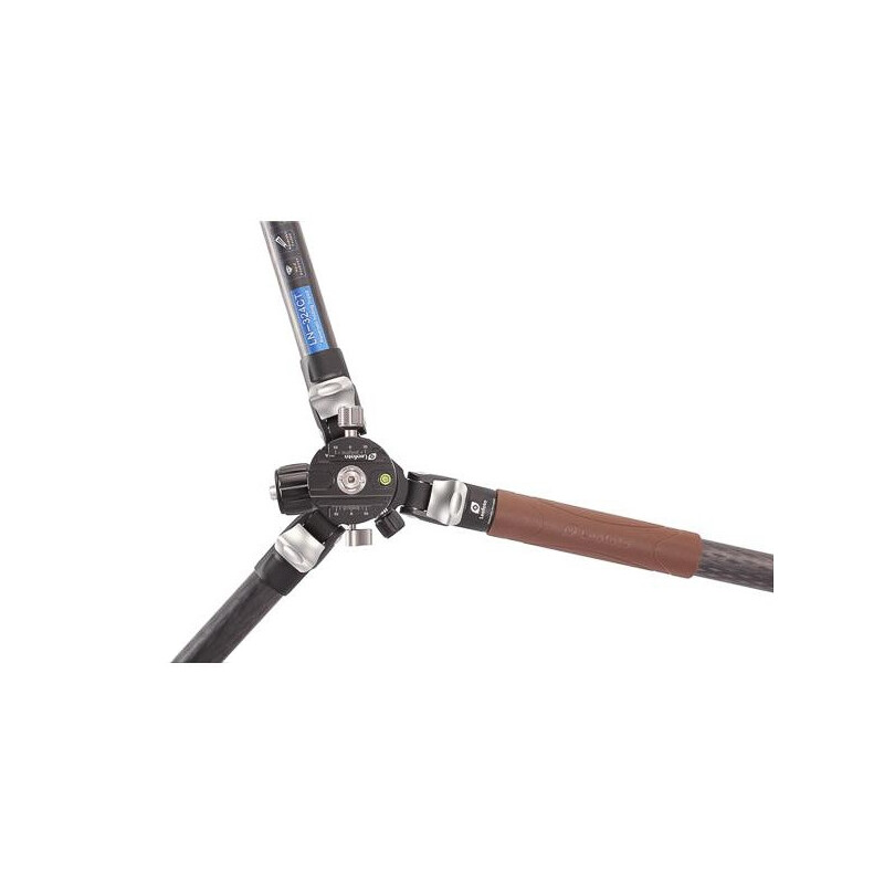 Leofoto Treppiede Carbonio LN-324CT Armour + Ballhead NB-46