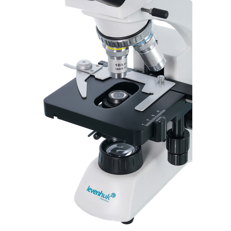 Levenhuk Microscopio 500T