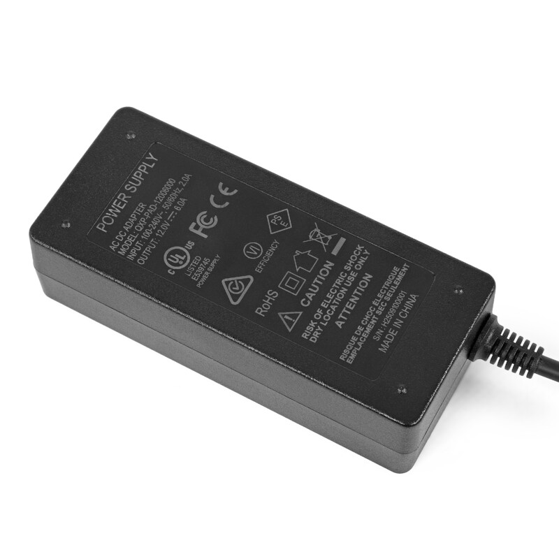 Omegon Trasformatore Euro-Universalnetzteil 12V/6A Zigarettenanzünderbuchse