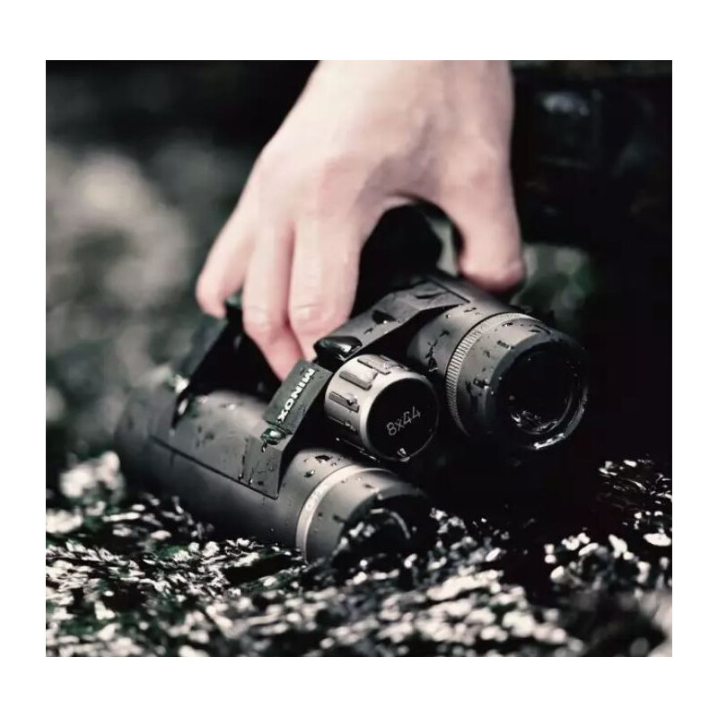 Minox Binocolo X-HD 8x44