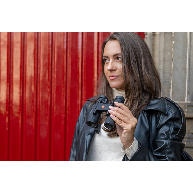 Leica Binocolo Noctivid 10x25 rivestito in pelle nera
