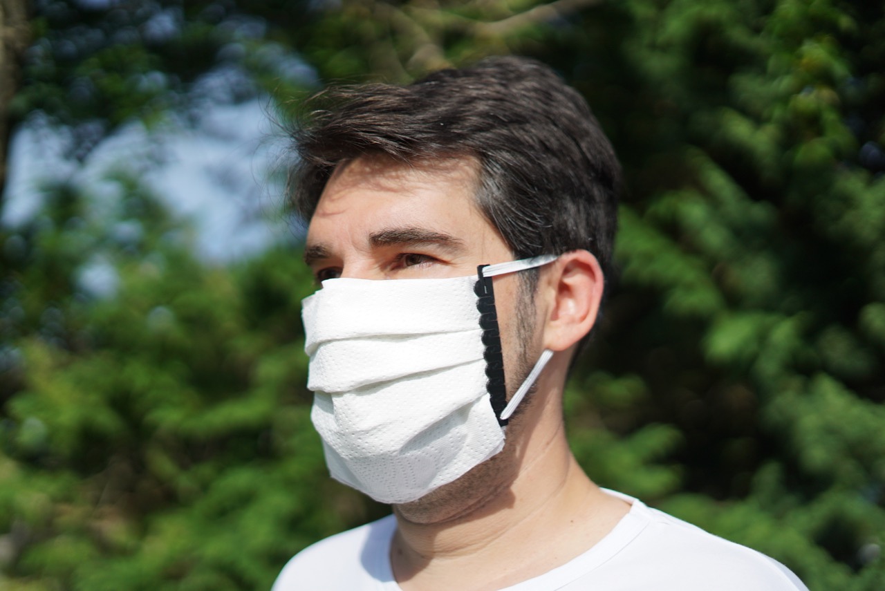 Maschera protettiva per bocca e naso gratuita e direttamente da